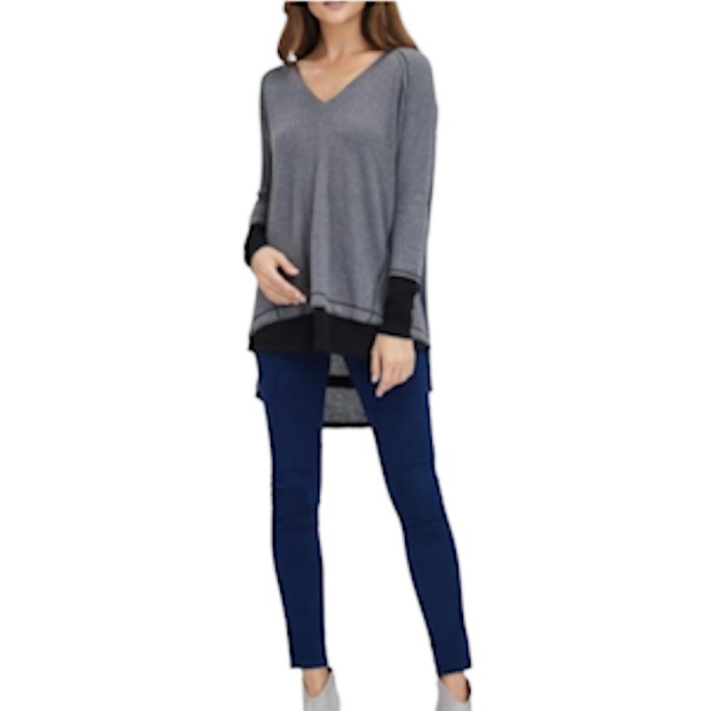 IN LOOM Raw edge thermal long sleeve top NWT Size Small